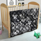 Personalized Collingwood Magpies Quilt Aboriginal Pattern with Graffiti Style