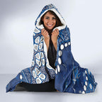 Personalized Geelong Cats Hooded Blanket Aboriginal Pattern with Graffiti Style