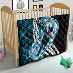 Personalized Port Adelaide Power Quilt Polynesian Tribal Lightning Bolt Mascot With Hibiscus Floral Art