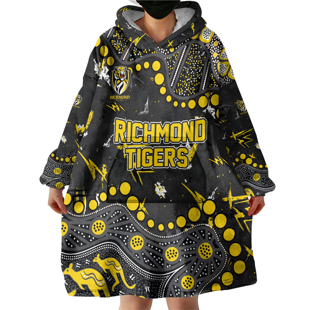 Personalized Richmond Tigers Wearable Blanket Hoodie Aboriginal Pattern with Graffiti Style