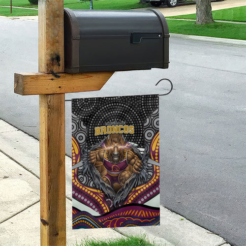 Brisbane Broncos Garden Flag The Scream of Lightning Eyes - Indigenous Dot Ripping Effect