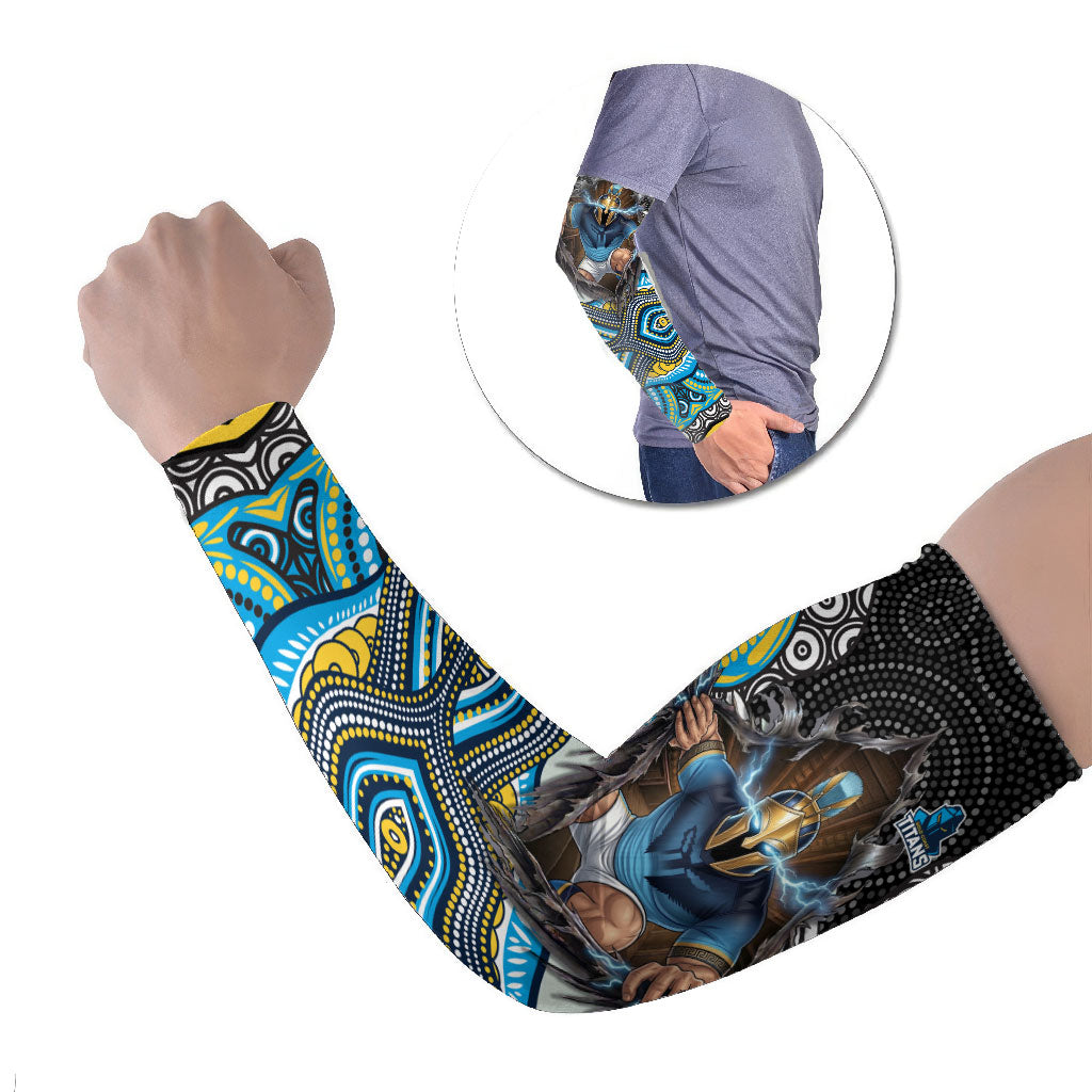 Gold Coast Titans Arm Sleeves The Scream of Lightning Eyes - Indigenous Dot Ripping Effect