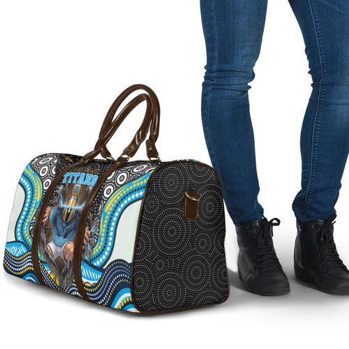 Gold Coast Titans Travel Bag The Scream of Lightning Eyes - Indigenous Dot Ripping Effect