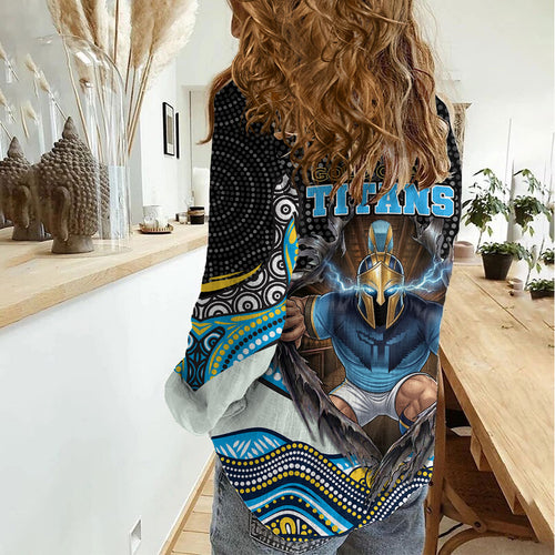 Gold Coast Titans Women Casual Shirt The Scream of Lightning Eyes - Indigenous Dot Ripping Effect