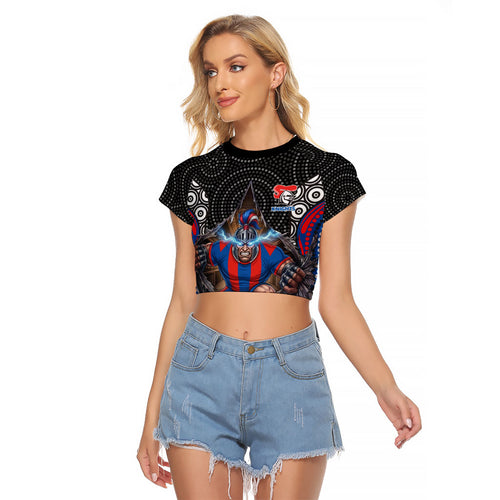 Newcastle Knights Raglan Cropped T Shirt The Scream of Lightning Eyes - Indigenous Dot Ripping Effect