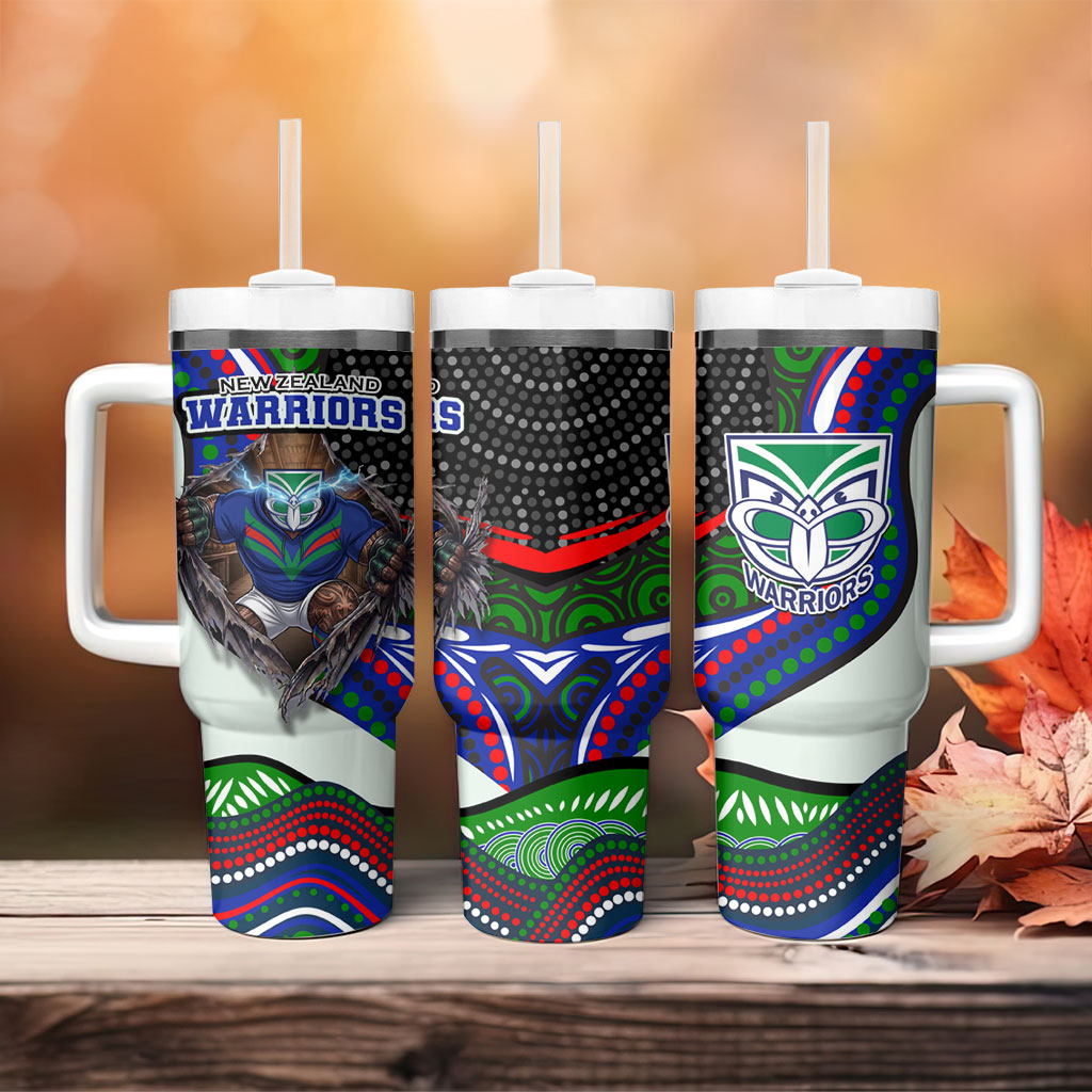 New Zealand Warriors Tumbler With Handle The Scream of Lightning Eyes - Indigenous Dot Ripping Effect