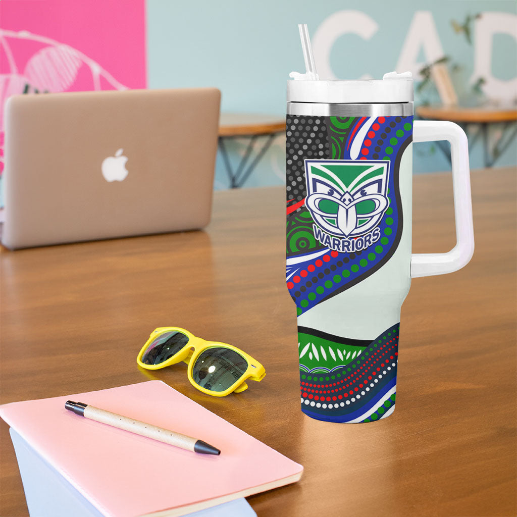 New Zealand Warriors Tumbler With Handle The Scream of Lightning Eyes - Indigenous Dot Ripping Effect