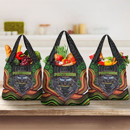 Penrith Panthers Grocery Bag The Scream of Lightning Eyes - Indigenous Dot Ripping Effect