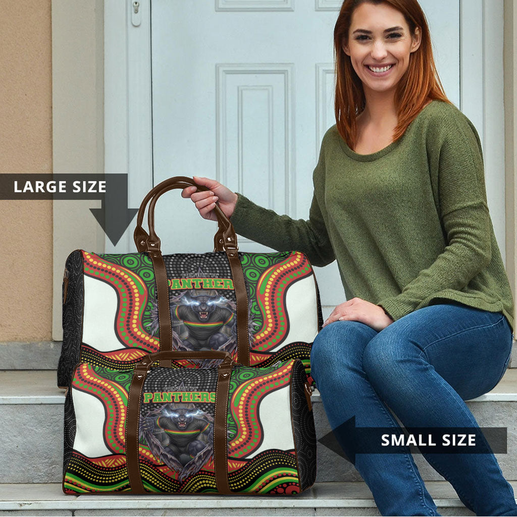 Penrith Panthers Travel Bag The Scream of Lightning Eyes - Indigenous Dot Ripping Effect