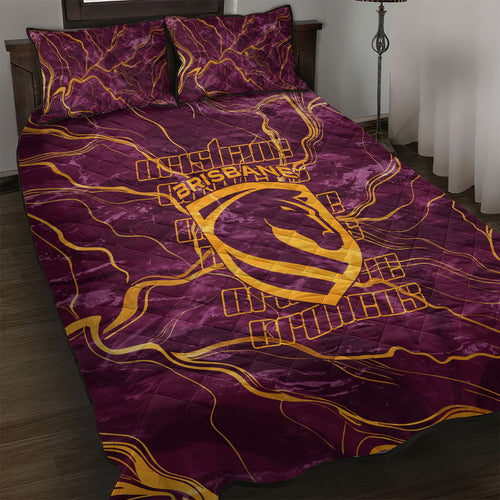 Brisbane Broncos Quilt Bed Set Gold Marble Pattern With Vibrant Topography Lines