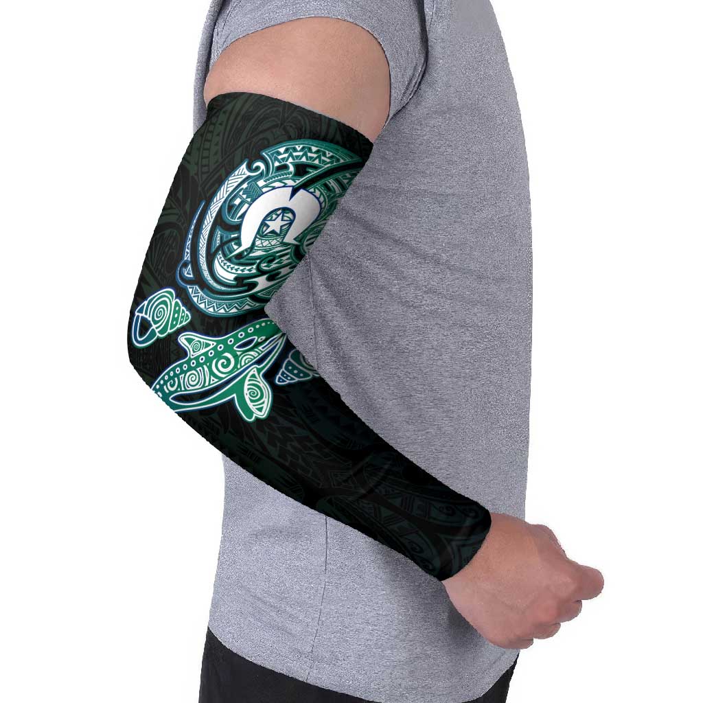 Whale and Dhari Torres Strait Islands Arm Sleeves Deep Green Oceanic Tribal Pattern Art