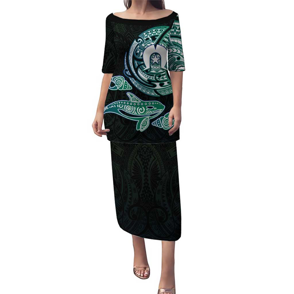Whale and Dhari Torres Strait Islands Puletasi Deep Green Oceanic Tribal Pattern Art
