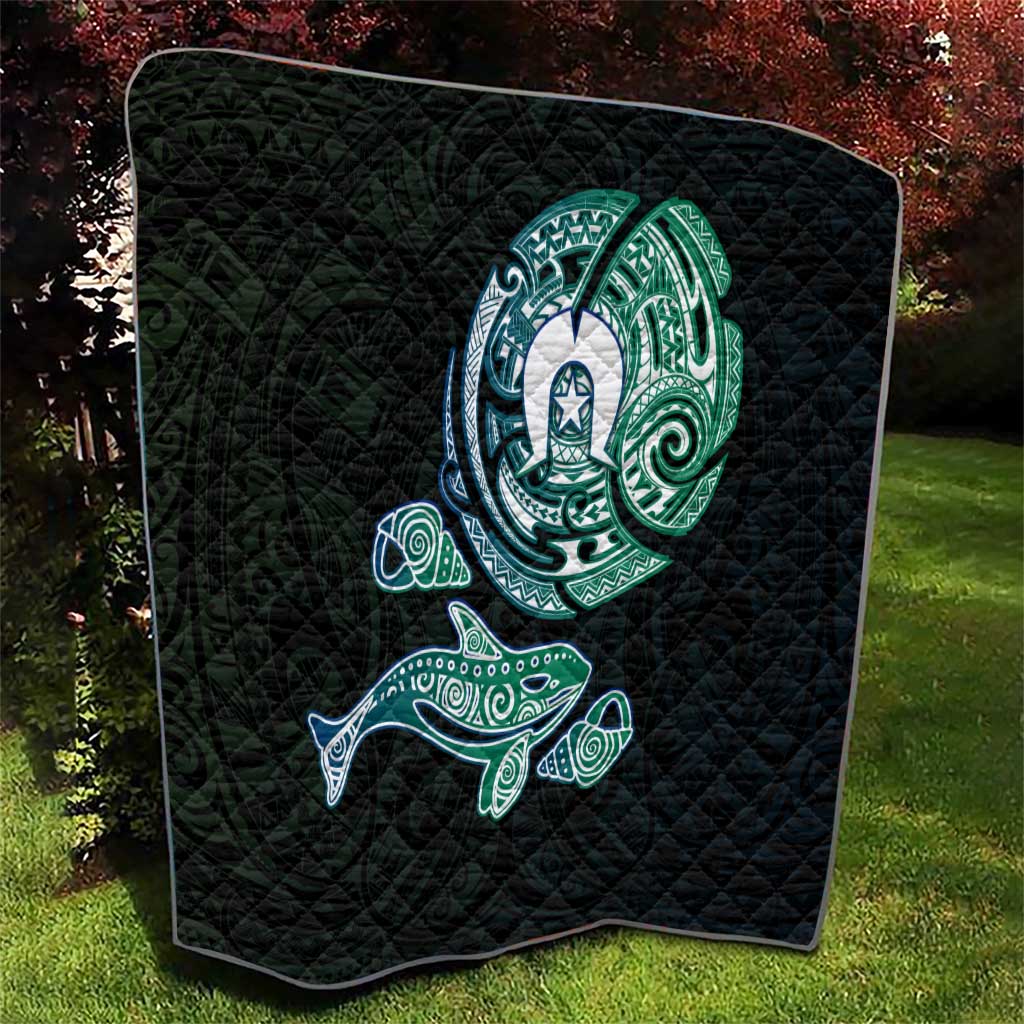 Whale and Dhari Torres Strait Islands Quilt Deep Green Oceanic Tribal Pattern Art