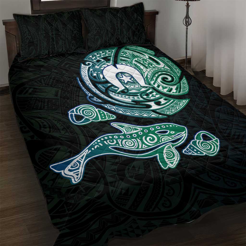 Whale and Dhari Torres Strait Islands Quilt Bed Set Deep Green Oceanic Tribal Pattern Art