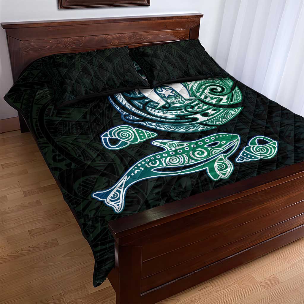 Whale and Dhari Torres Strait Islands Quilt Bed Set Deep Green Oceanic Tribal Pattern Art