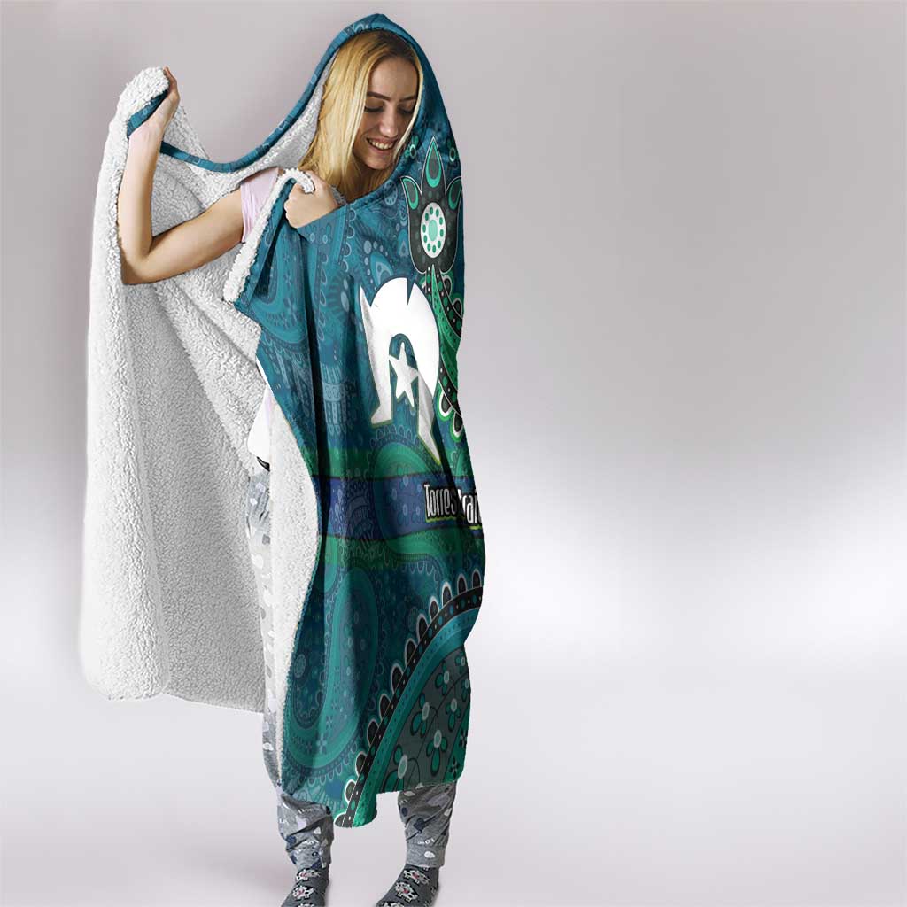 Torres Strait Islands Hooded Blanket Dhari Emblem Vibrant Teal Indigenous