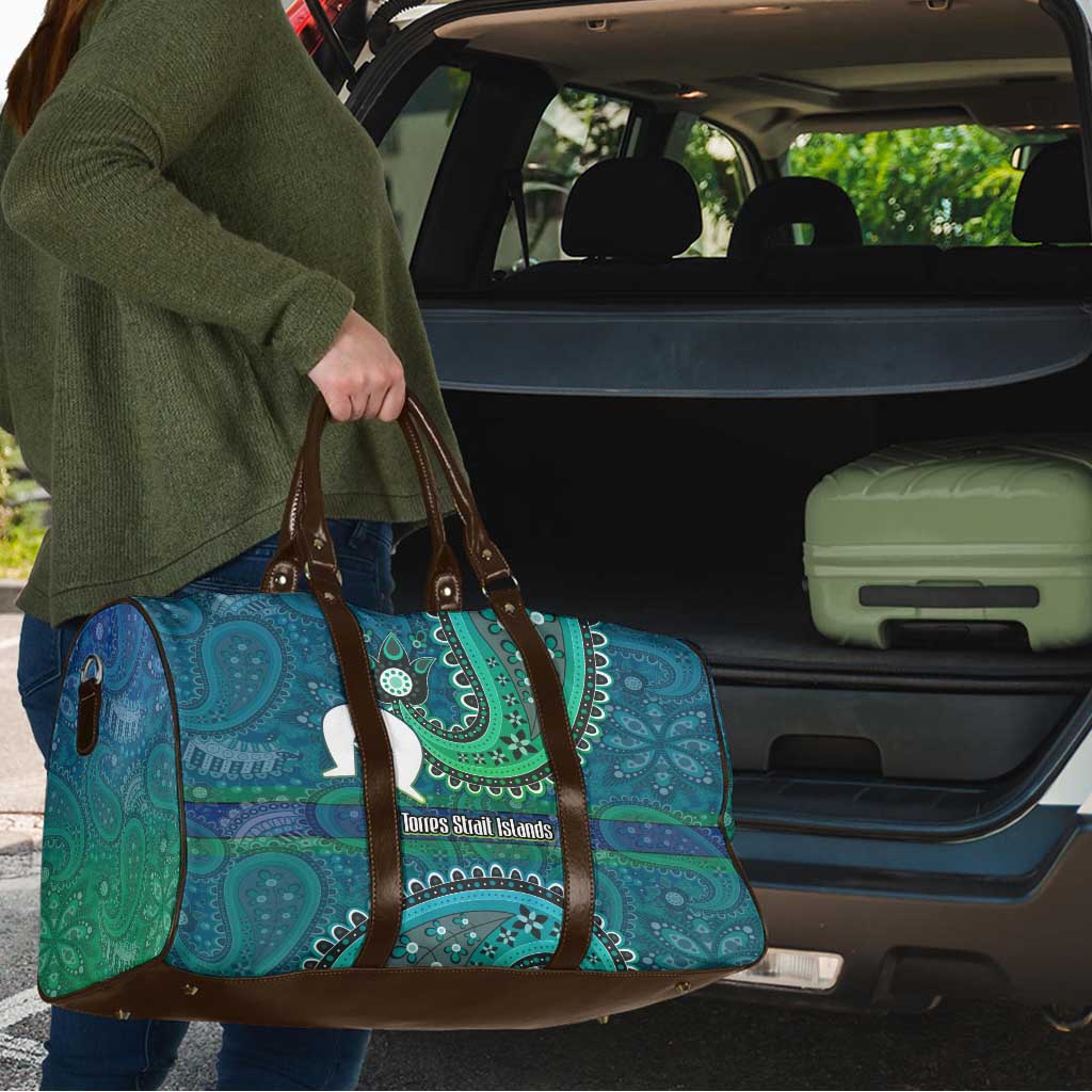 Torres Strait Islands Travel Bag Dhari Emblem Vibrant Teal Indigenous