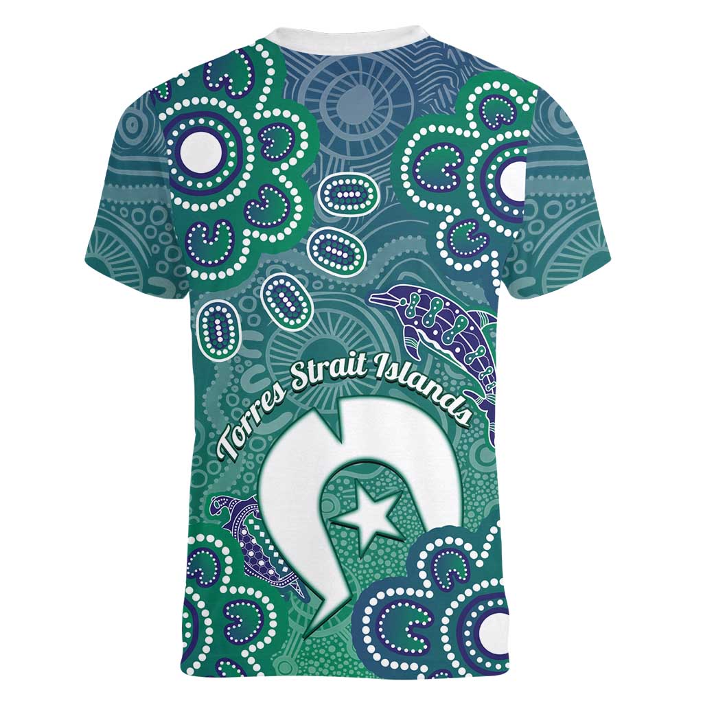 Sea Turtle Torres Strait Islands Women V-Neck T-Shirt Pacific Indigenous Australian Oceanic Dot Art