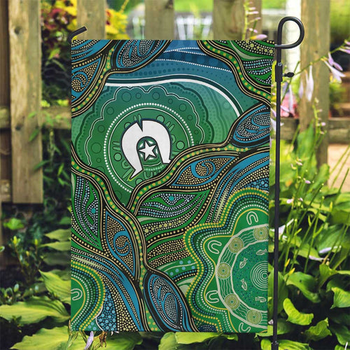 Torres Strait Islands Garden Flag Indigenous Ocean Wave Dot Green Color