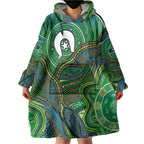 Torres Strait Islands Wearable Blanket Hoodie Indigenous Ocean Wave Dot Green Color