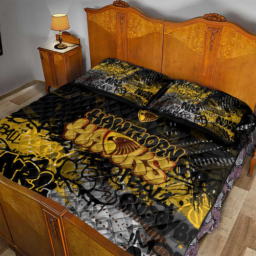 Hawthorn Hawks Quilt Bed Set Urban Graffiti Street Art - Bold Abstract Spray Paint