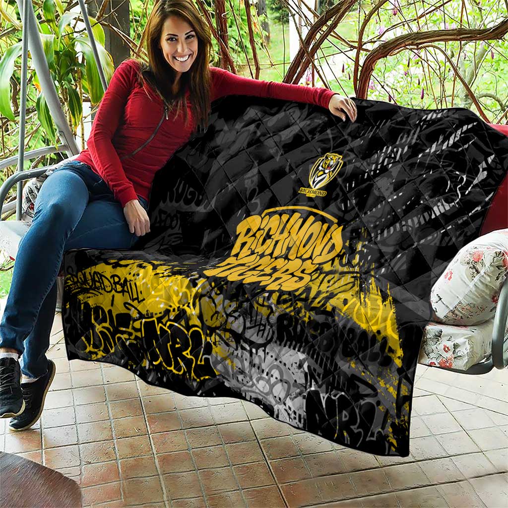 Richmond Tigers Quilt Urban Graffiti Street Art - Bold Abstract Spray Paint
