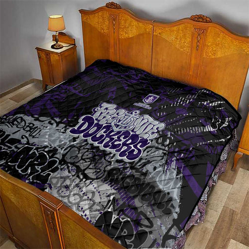 Fremantle Dockers Quilt Urban Graffiti Street Art - Bold Abstract Spray Paint