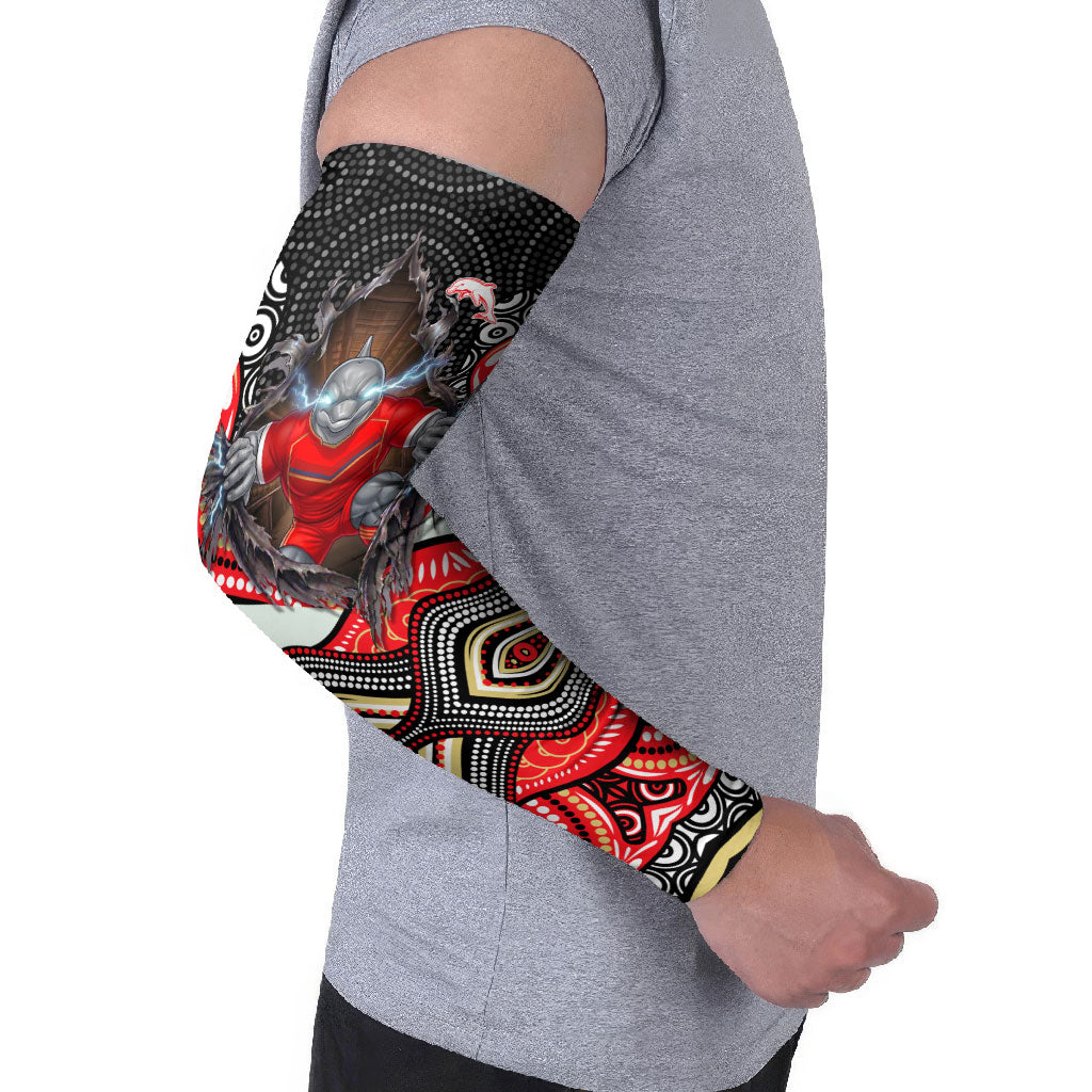Dolphins Arm Sleeves The Scream of Lightning Eyes - Indigenous Dot Ripping Effect
