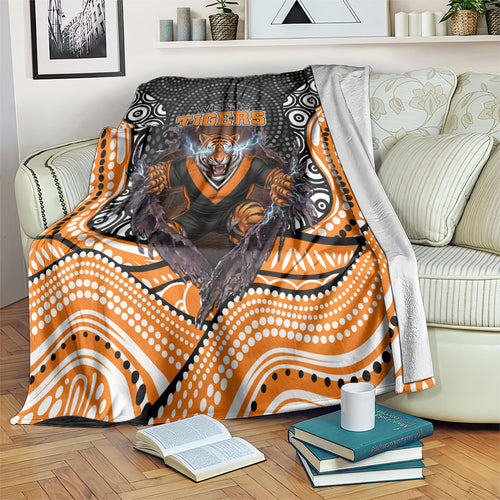 Wests Tigers Blanket The Scream of Lightning Eyes - Indigenous Dot Ripping Effect
