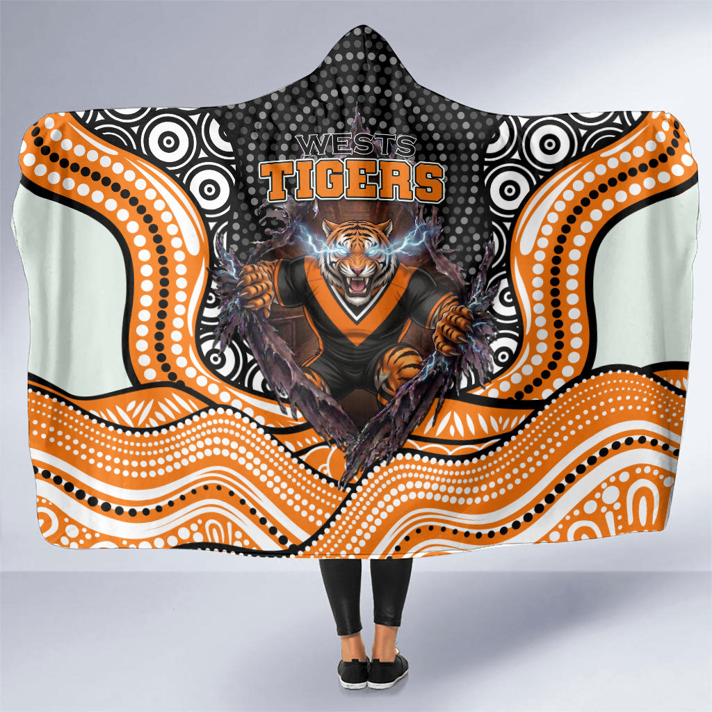 Wests Tigers Hooded Blanket The Scream of Lightning Eyes - Indigenous Dot Ripping Effect