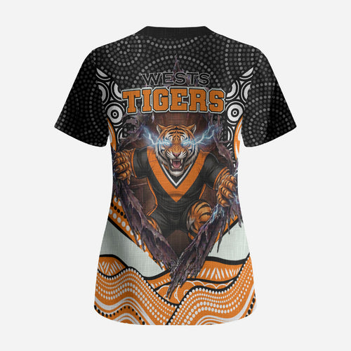 Wests Tigers Scrub Top The Scream of Lightning Eyes - Indigenous Dot Ripping Effect