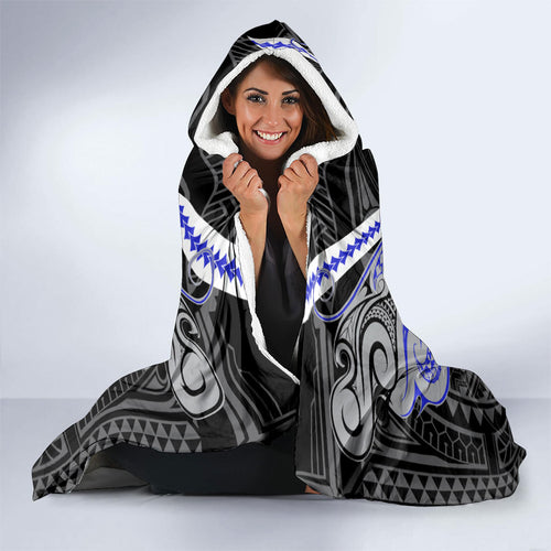 Custom Canterbury-Bankstown Bulldogs Hooded Blanket Bulldog Warrior Polynesia Islander Rugby Mascot