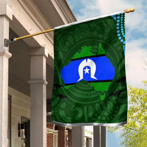 Torest Trait Islands Mix Aboriginal Pattern Garden Flag