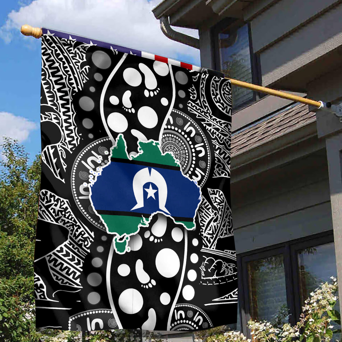 Torest Trait Islands Map Mix Aboriginal Pattern Garden Flag