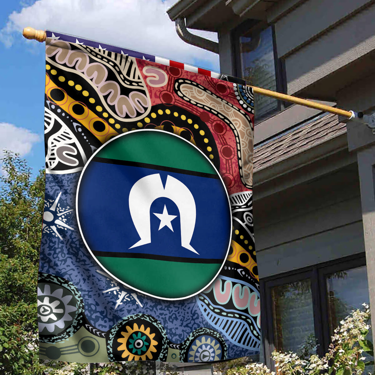 Torest Trait Islands Mix Aboriginal Pattern Garden Flag