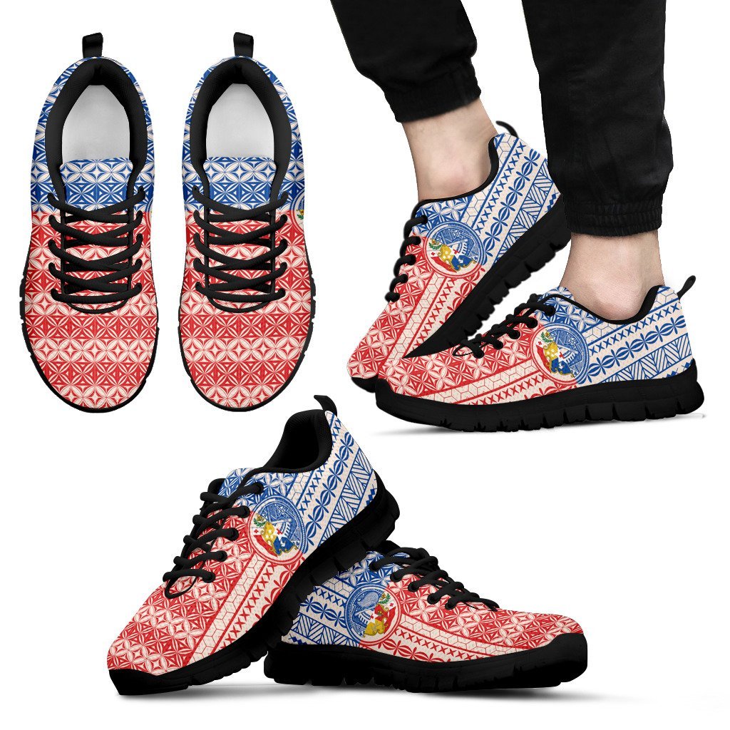 tokouso-sneaker-coat-of-arms-on-tapa-pattern