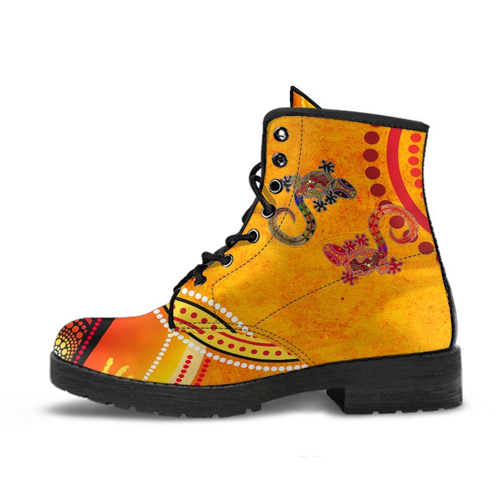 aboriginal-leather-boots-couple-aboriginal-lizards