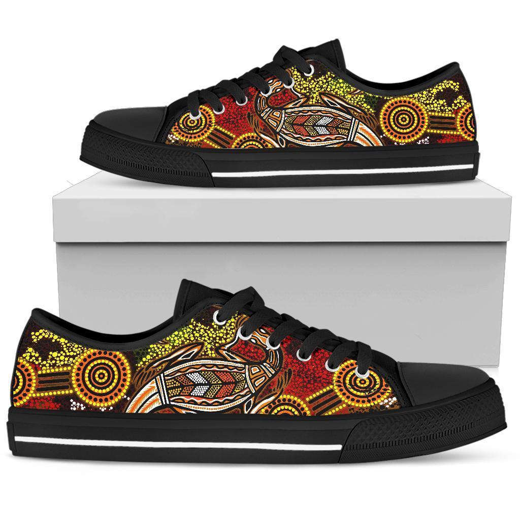 aboriginal-low-top-shoe-kangaroo-and-lizard-dot-painting-art-bn18