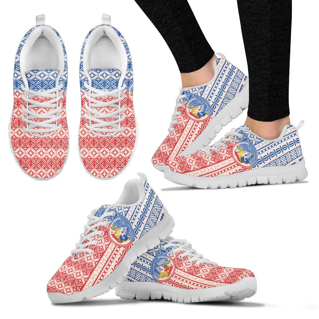 tokouso-sneaker-coat-of-arms-on-tapa-pattern