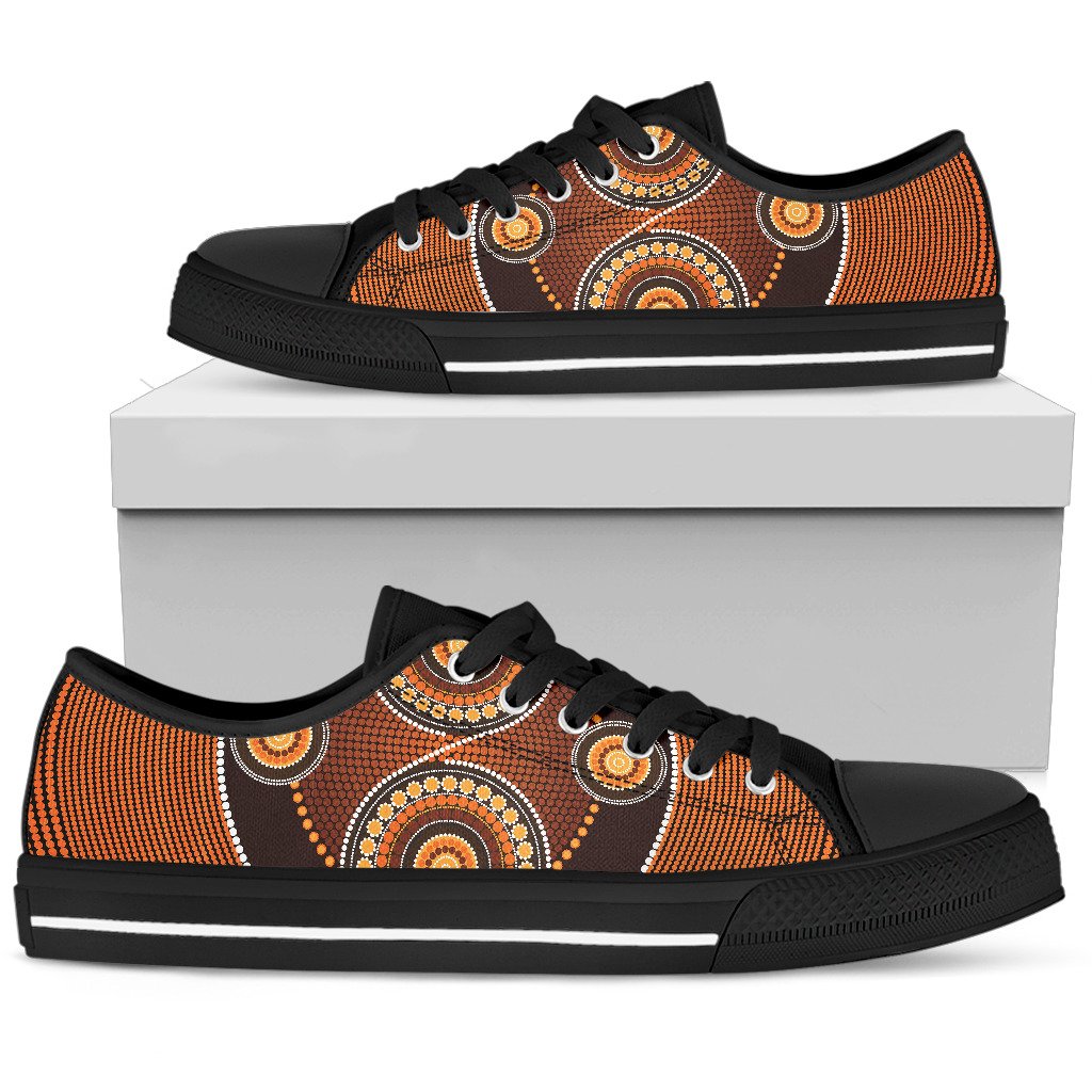 canvas-shoes-aboriginal-dot-painting-shoes-ver10-low-top