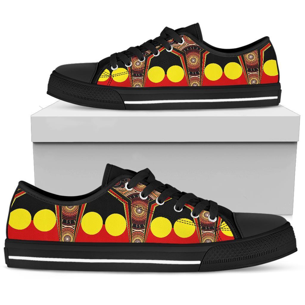 low-top-shoe-aboriginal-with-dot-painting-art