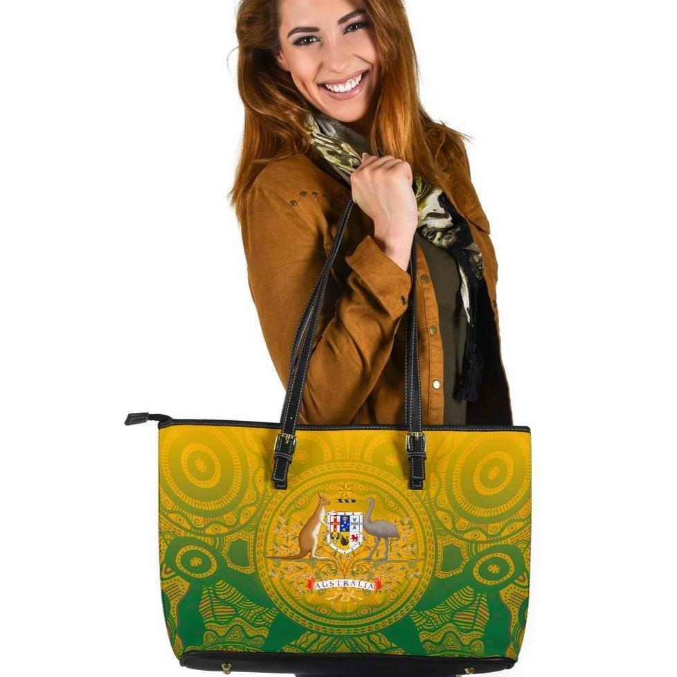 aboriginal-leather-tote-bag-australia-rugby-and-coat-of-arms-ver02