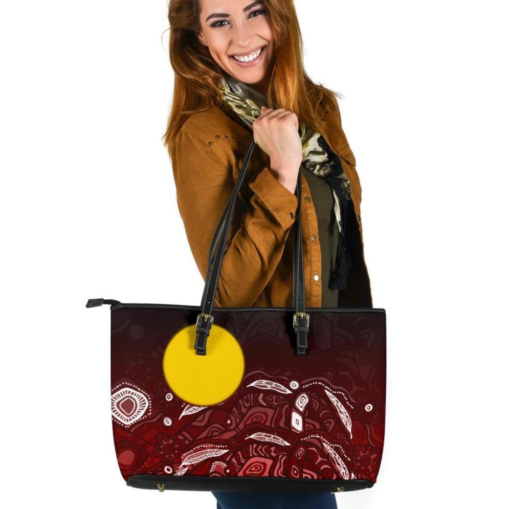 aboriginal-leather-tote-bag-red-landscape