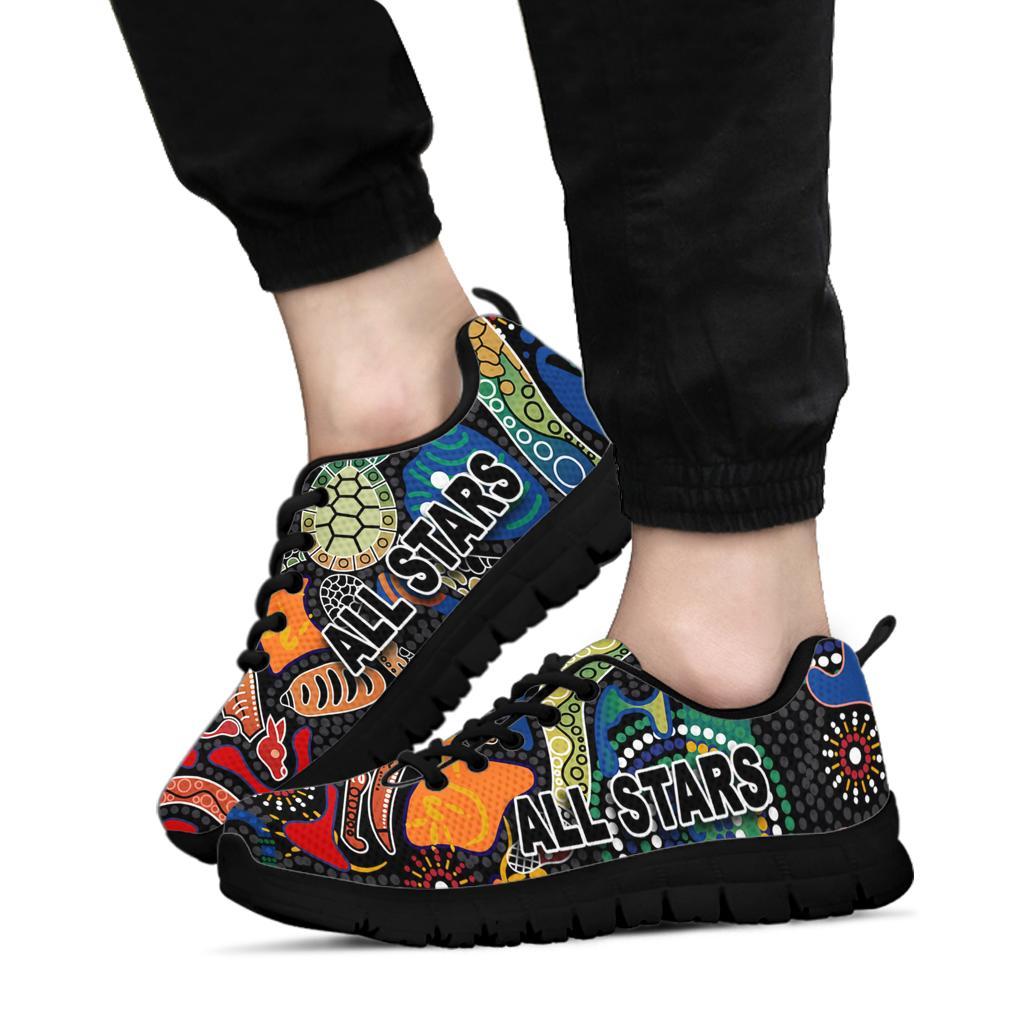 indigenous-sneakers-all-stars-pride-version