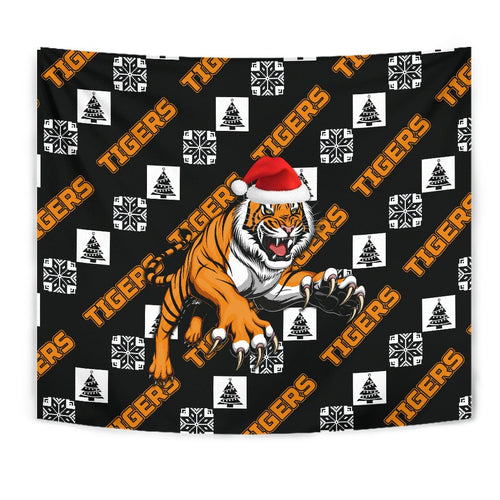 wests-christmas-tapestry-tigers-fancy