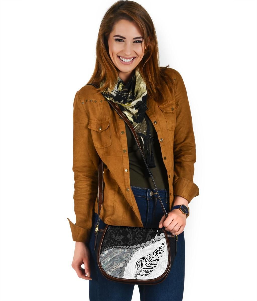 paua-shell-maori-silver-fern-saddle-bag-white