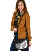 paua-shell-maori-silver-fern-saddle-bag-white
