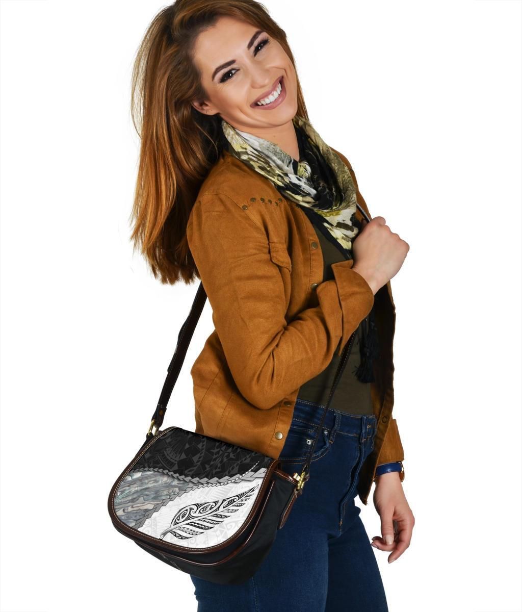 paua-shell-maori-silver-fern-saddle-bag-white