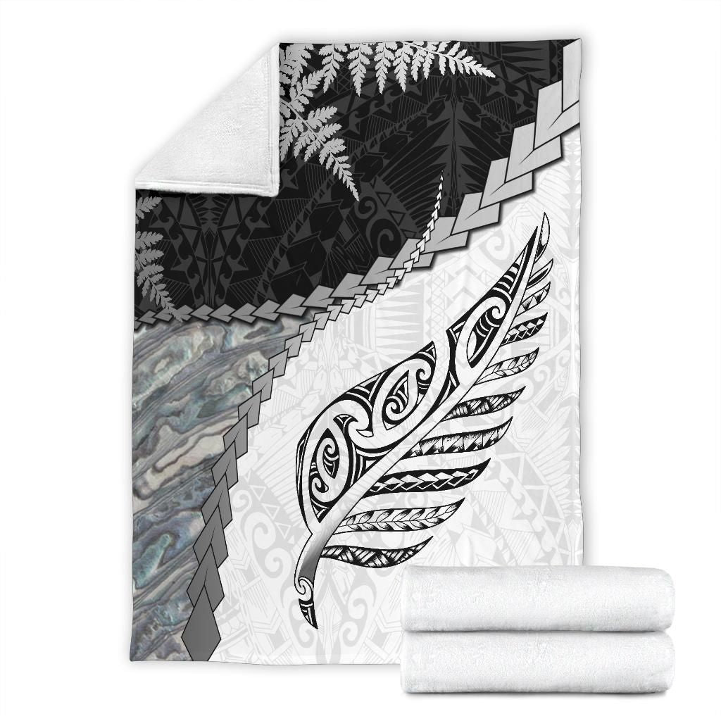 paua-shell-maori-silver-fern-premium-blanket-white