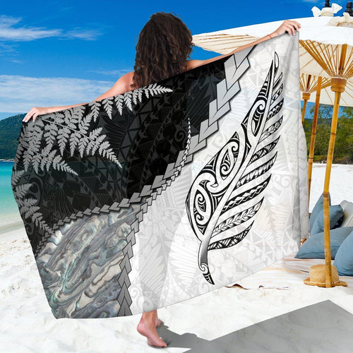 paua-shell-maori-silver-fern-sarong-white